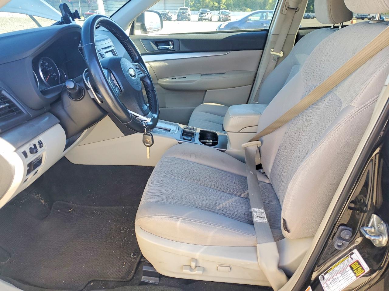 2014 SUBARU OUTBACK