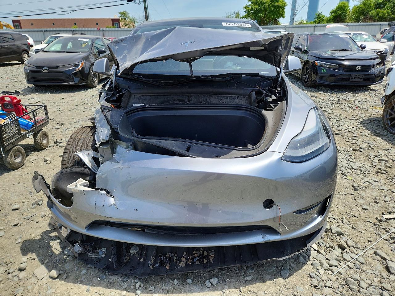 2024 TESLA MODEL Y
