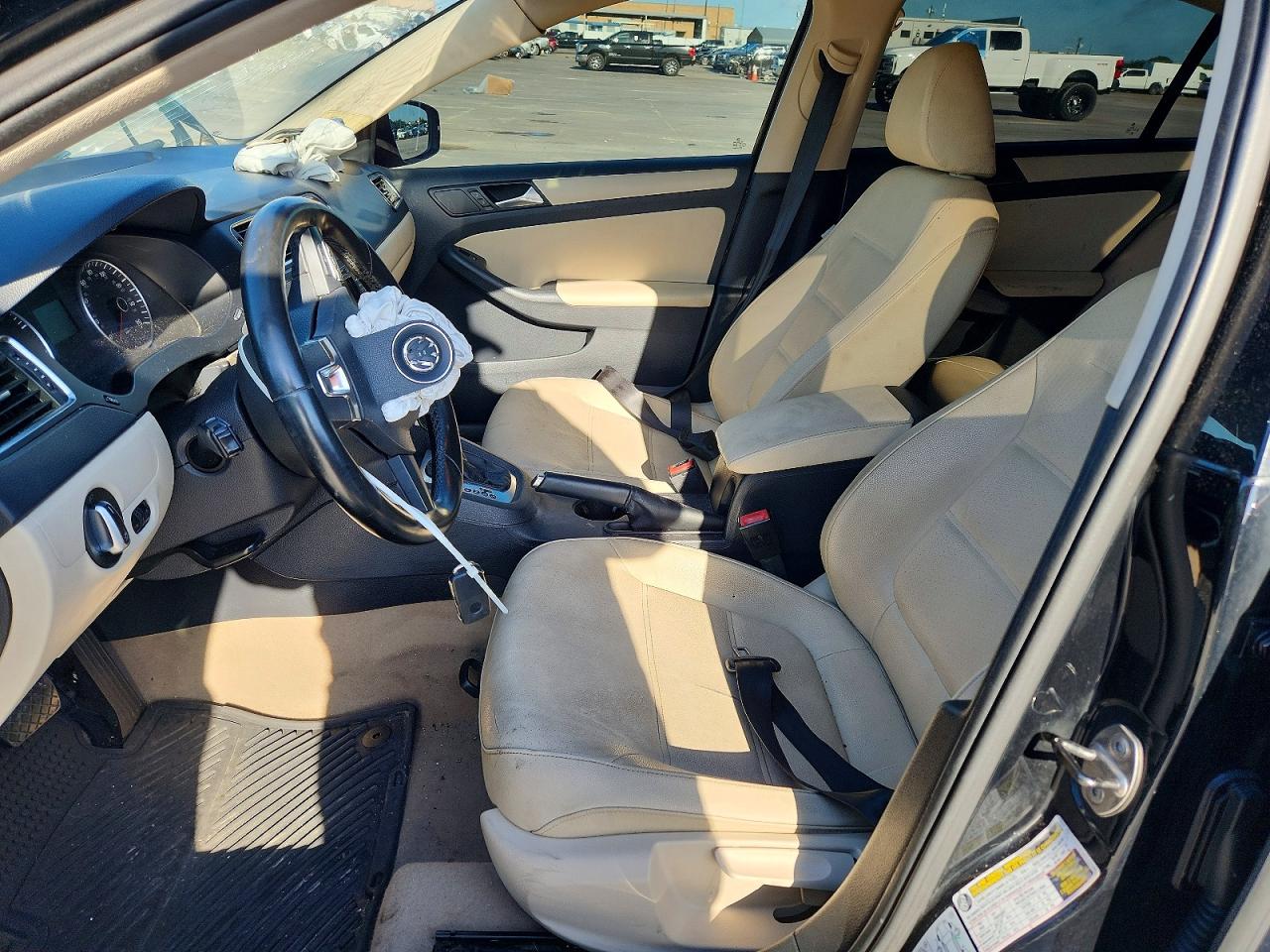 2012 VOLKSWAGEN JETTA