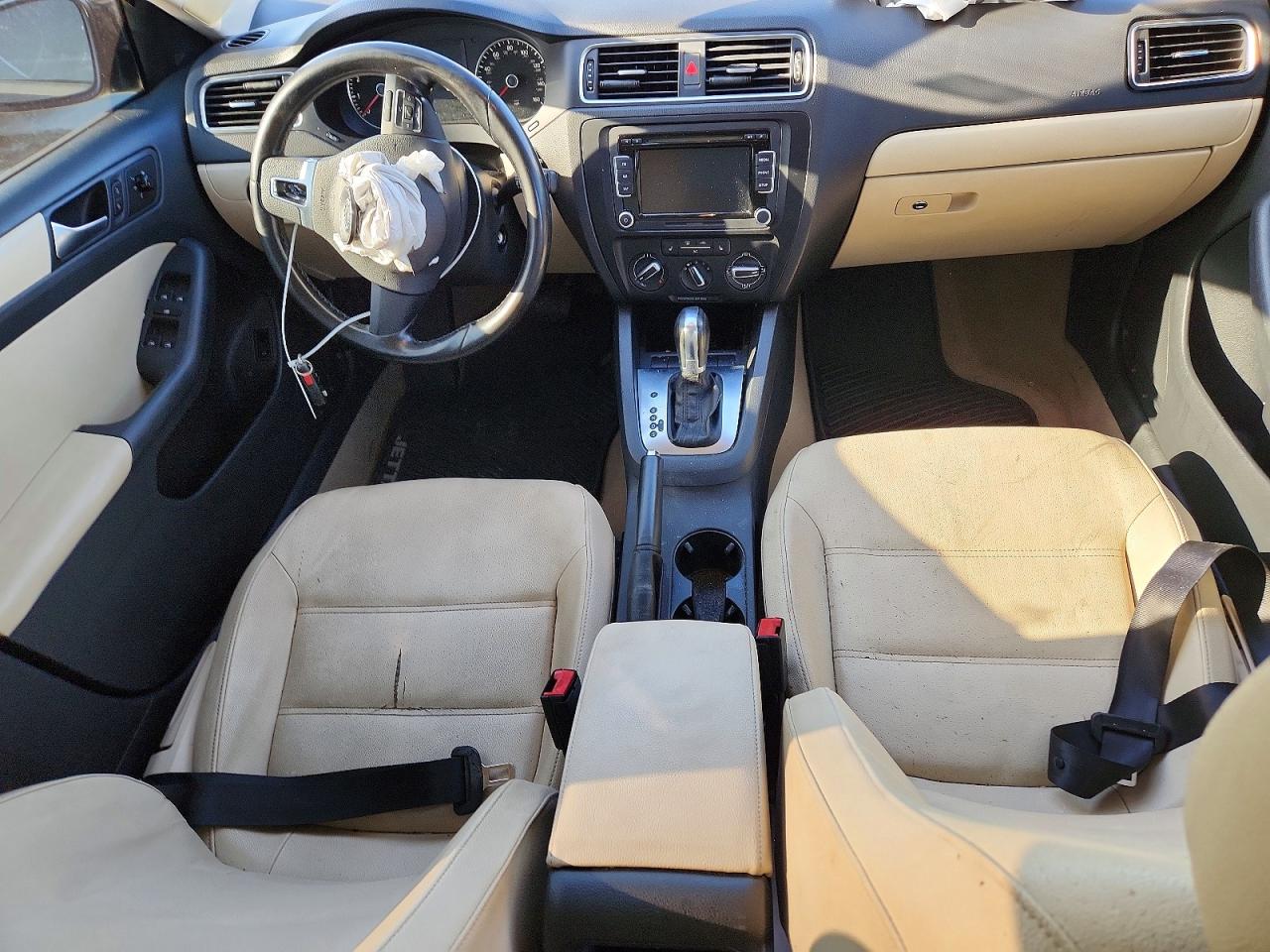 2012 VOLKSWAGEN JETTA