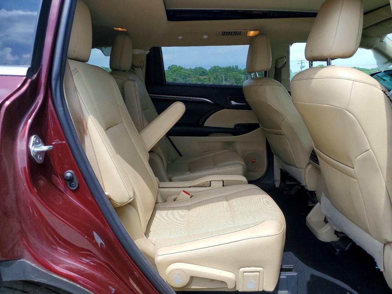 2015 TOYOTA HIGHLANDER