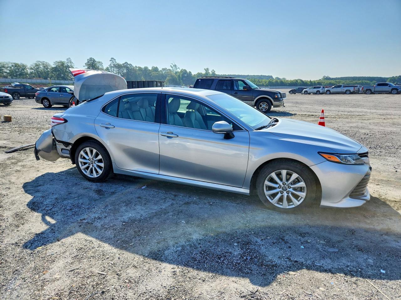 2018 TOYOTA CAMRY