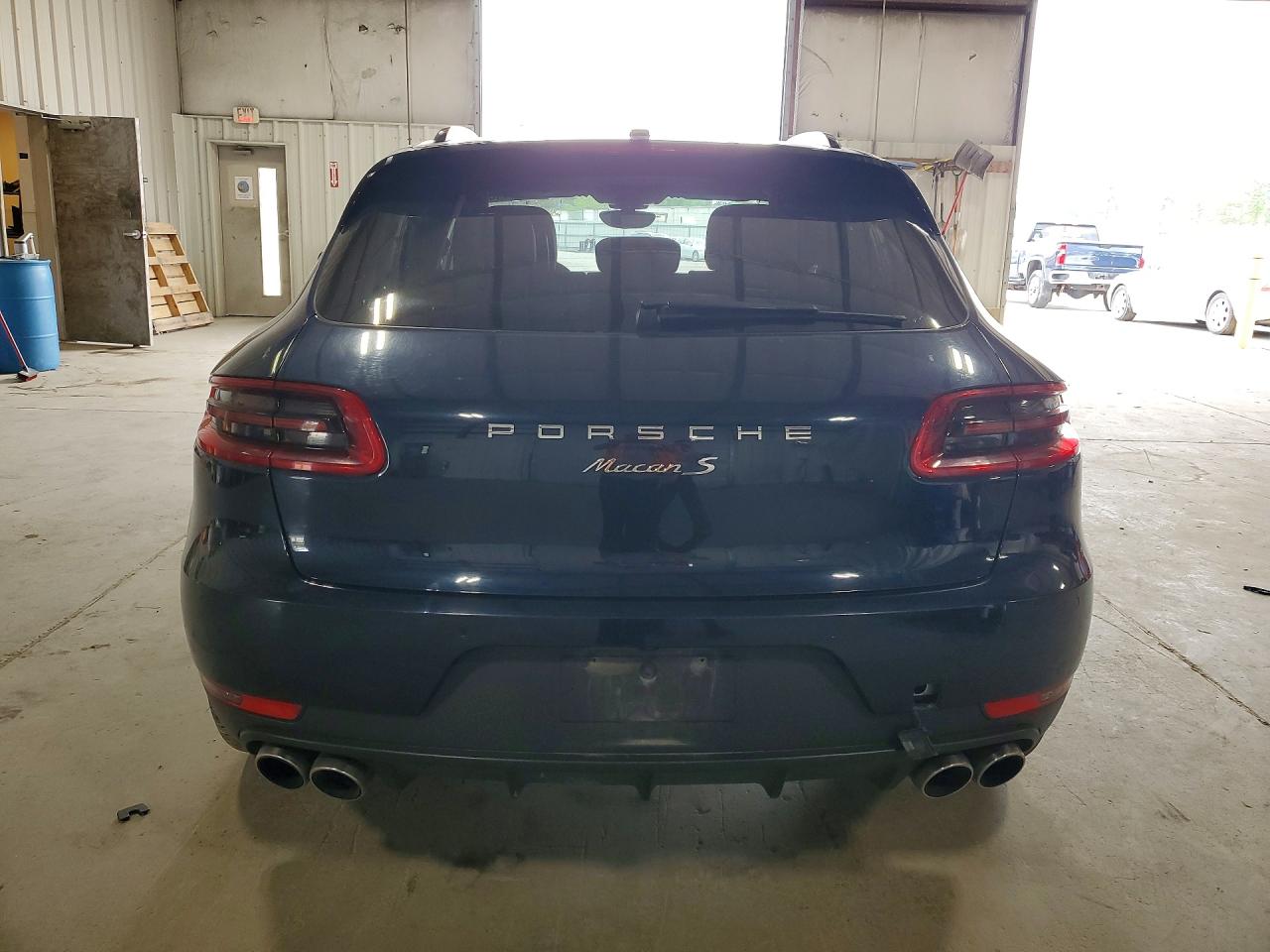 2017 PORSCHE MACAN