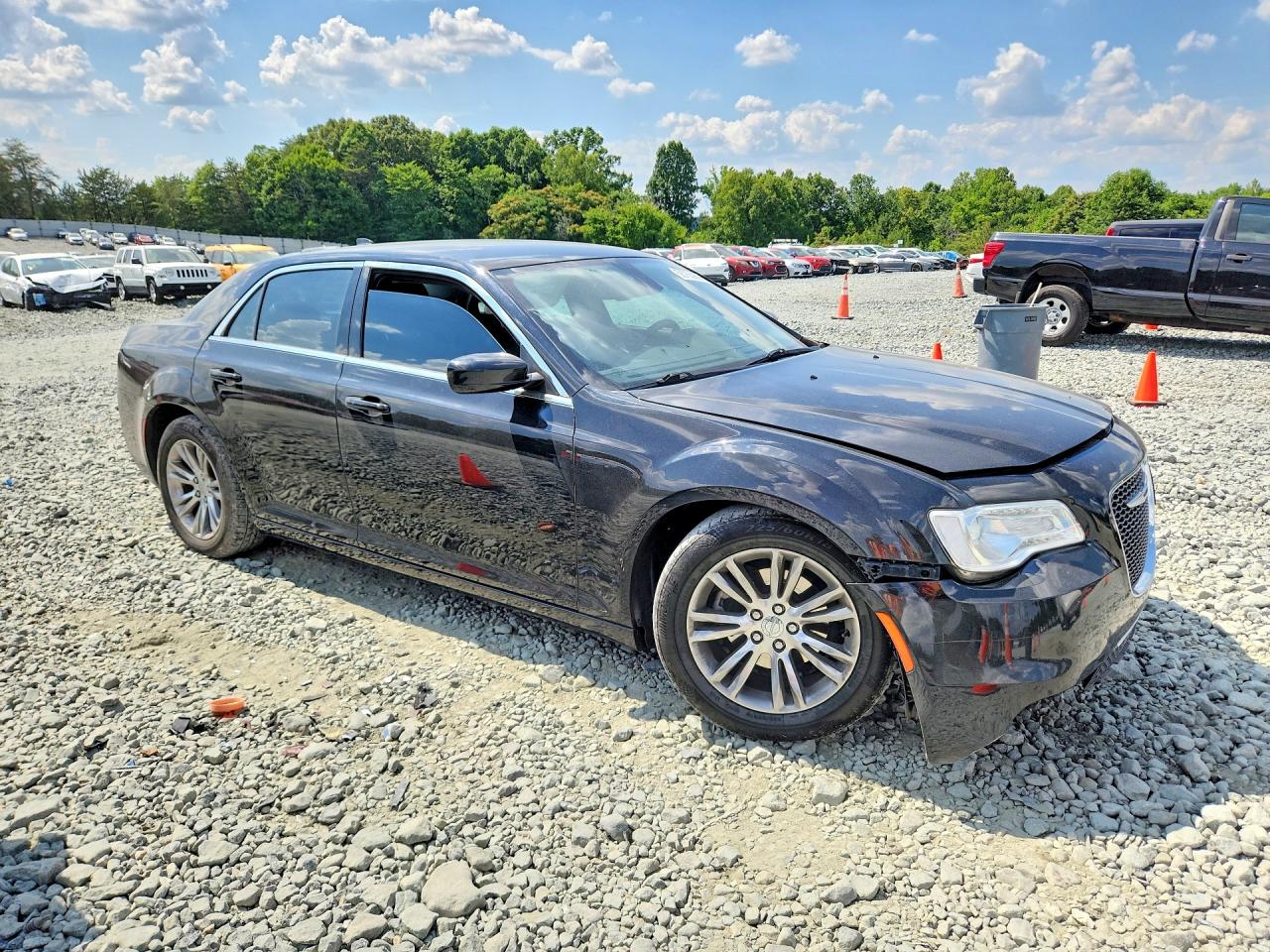 2017 CHRYSLER 300