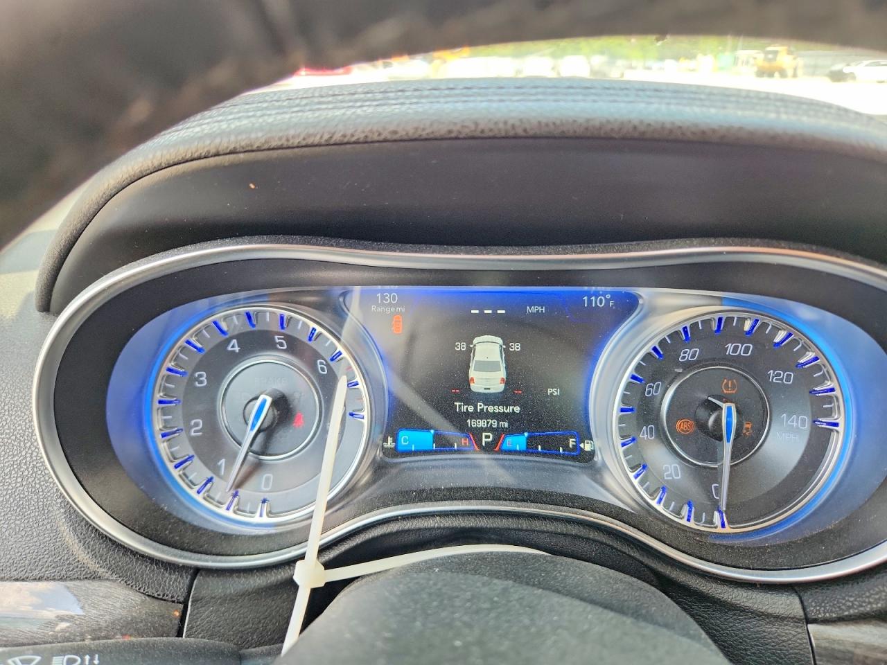 2017 CHRYSLER 300