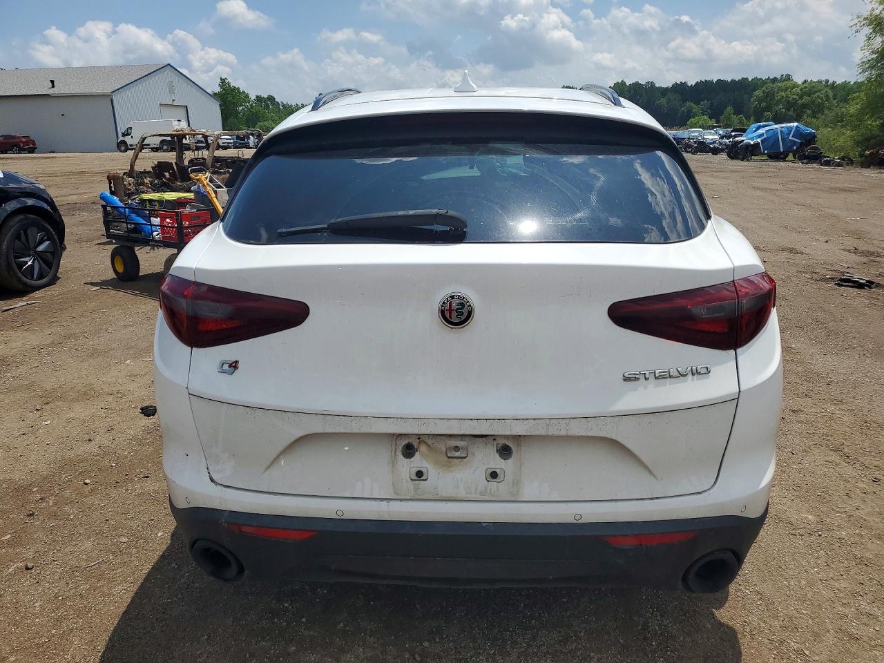 2022 ALFA ROMEO STELVIO