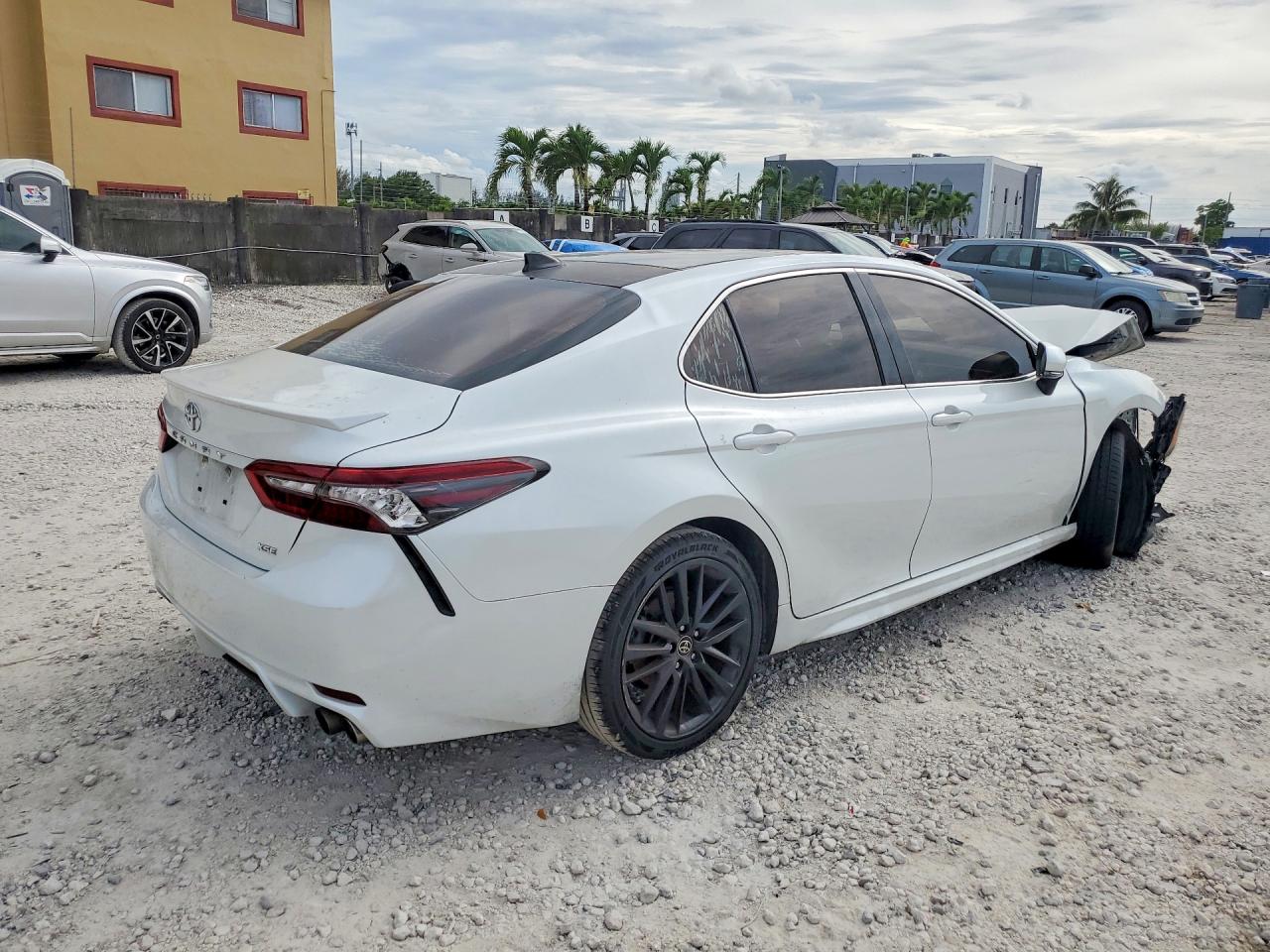 2021 TOYOTA CAMRY