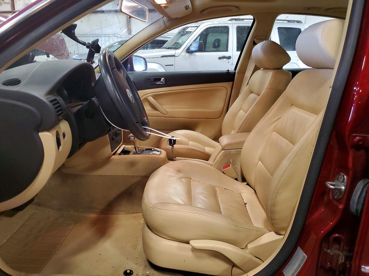 2002 VOLKSWAGEN PASSAT
