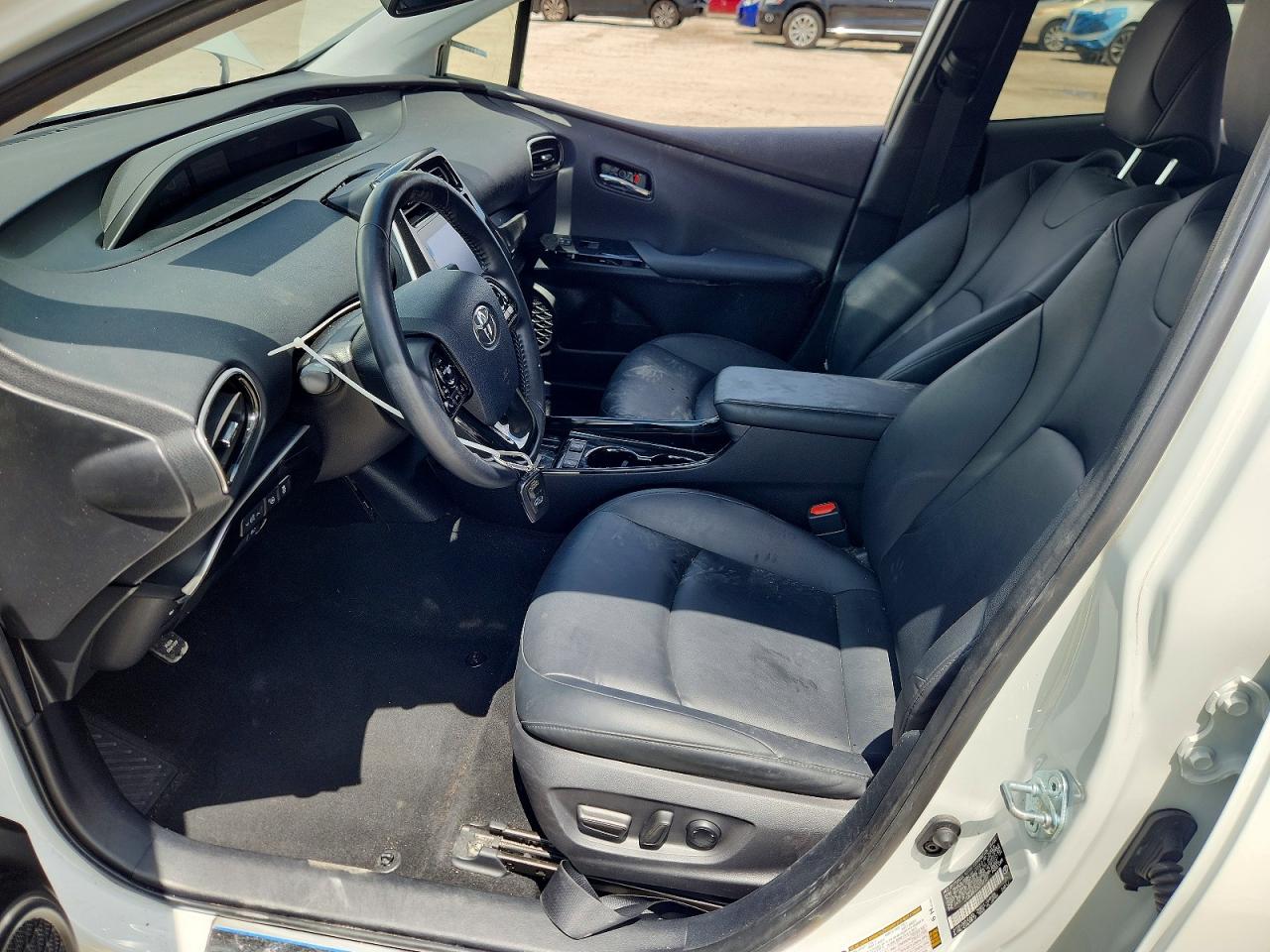 2022 TOYOTA PRIUS