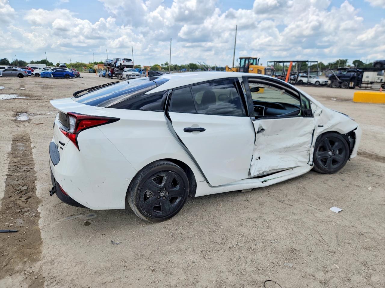 2022 TOYOTA PRIUS