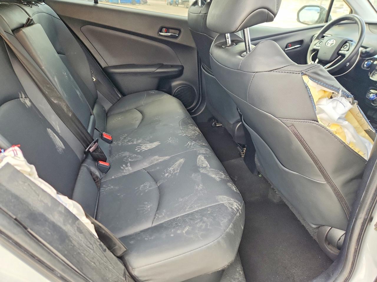 2022 TOYOTA PRIUS