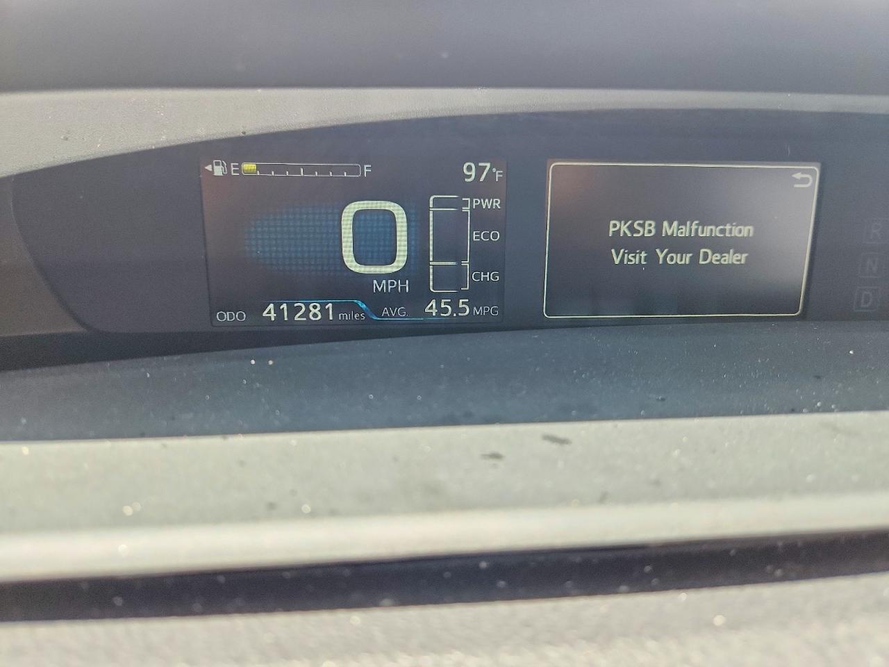 2022 TOYOTA PRIUS