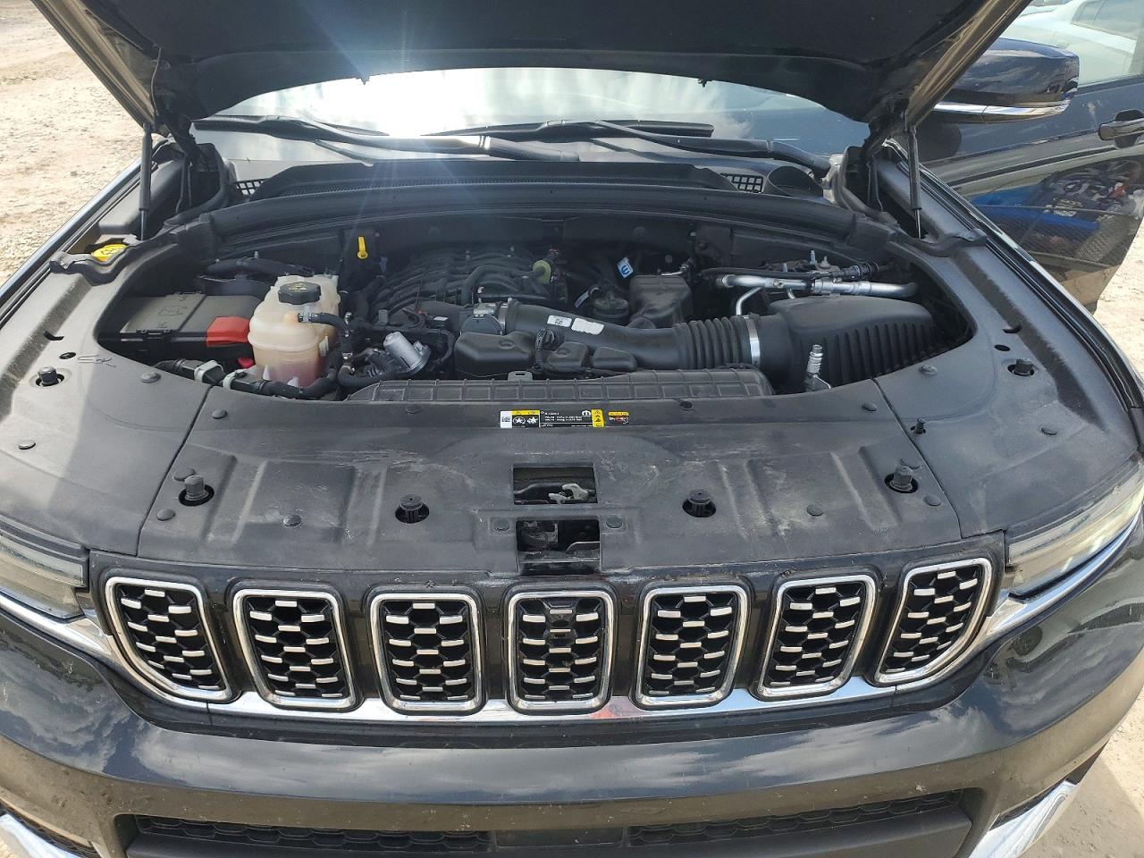 2022 JEEP CHEROKEE