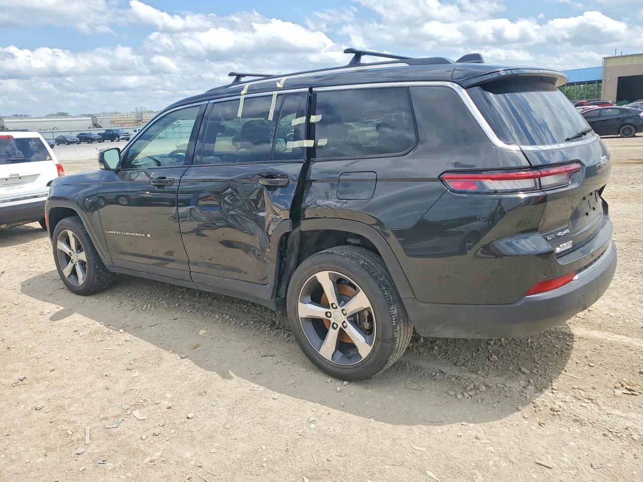 2022 JEEP CHEROKEE