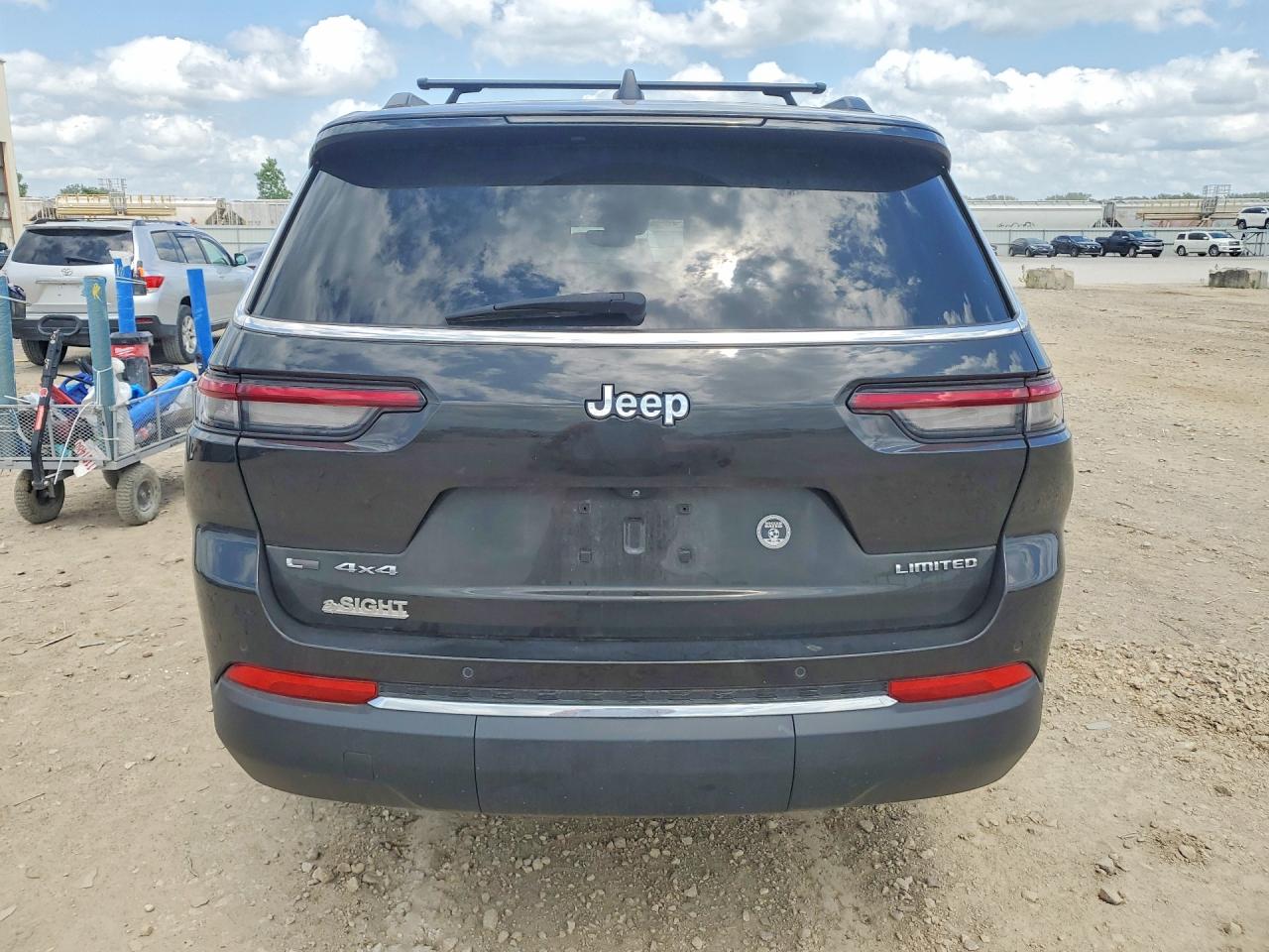 2022 JEEP CHEROKEE