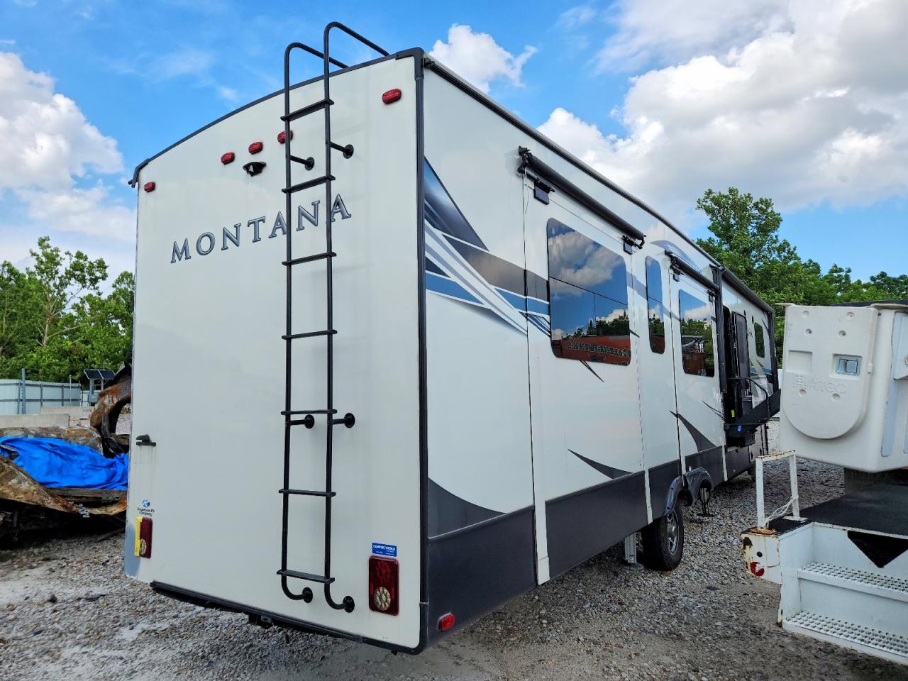 2021 KEYSTONE RV MONTANA FI