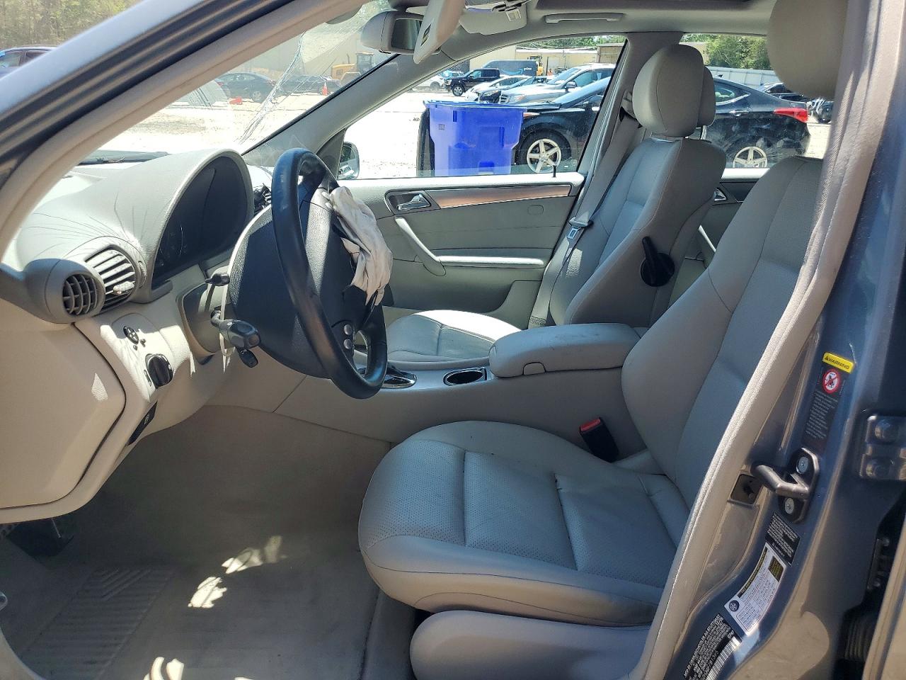 2006 MERCEDES-BENZ C-CLASS