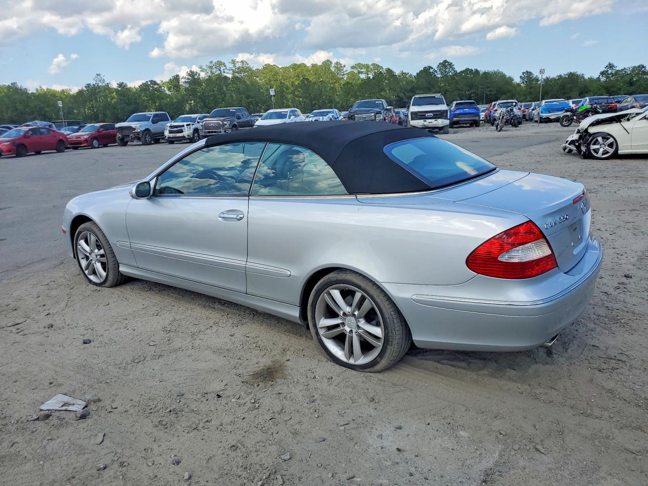 2009 MERCEDES-BENZ CLK-CLASS