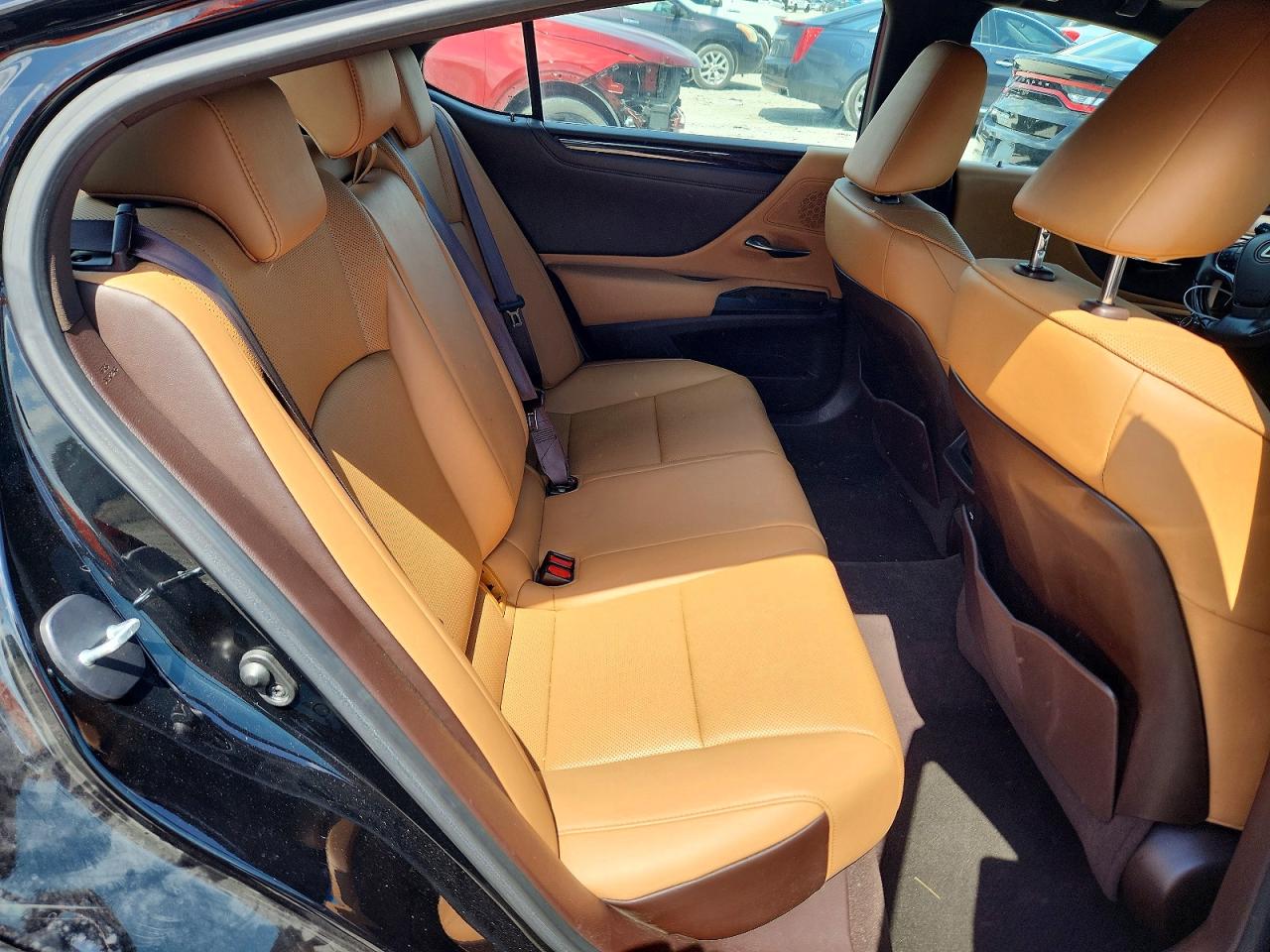 2020 LEXUS ES350