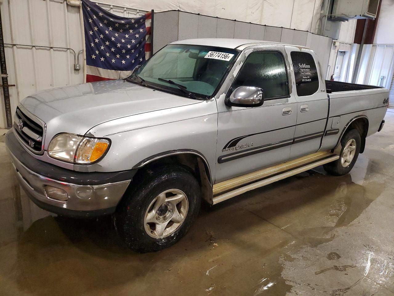 2000 TOYOTA TUNDRA