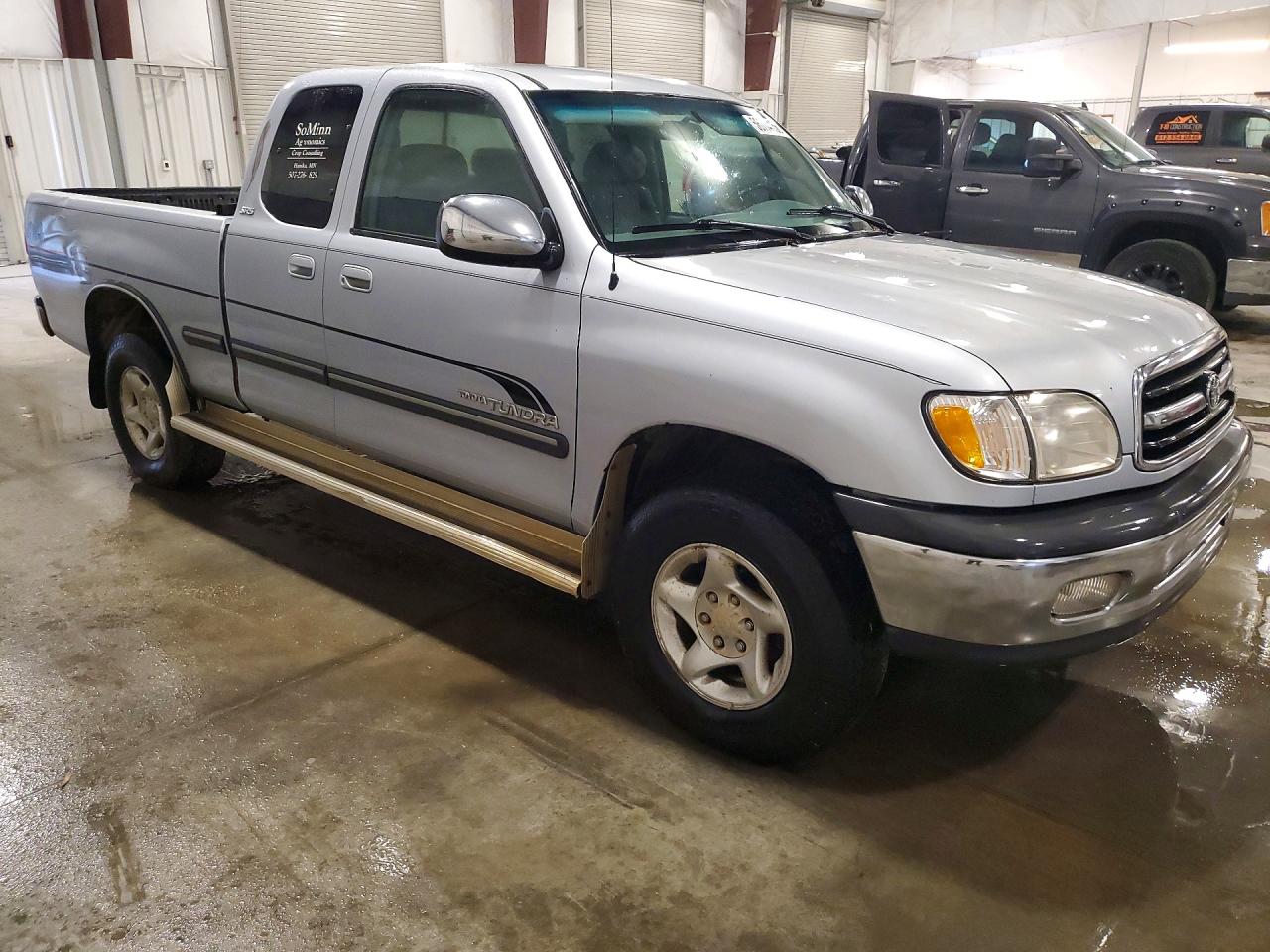 2000 TOYOTA TUNDRA