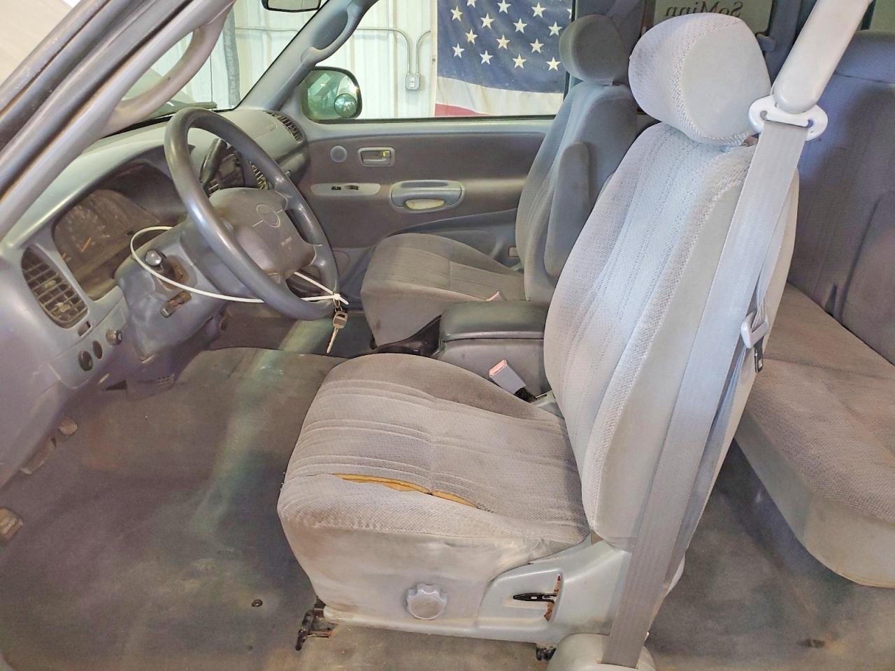 2000 TOYOTA TUNDRA