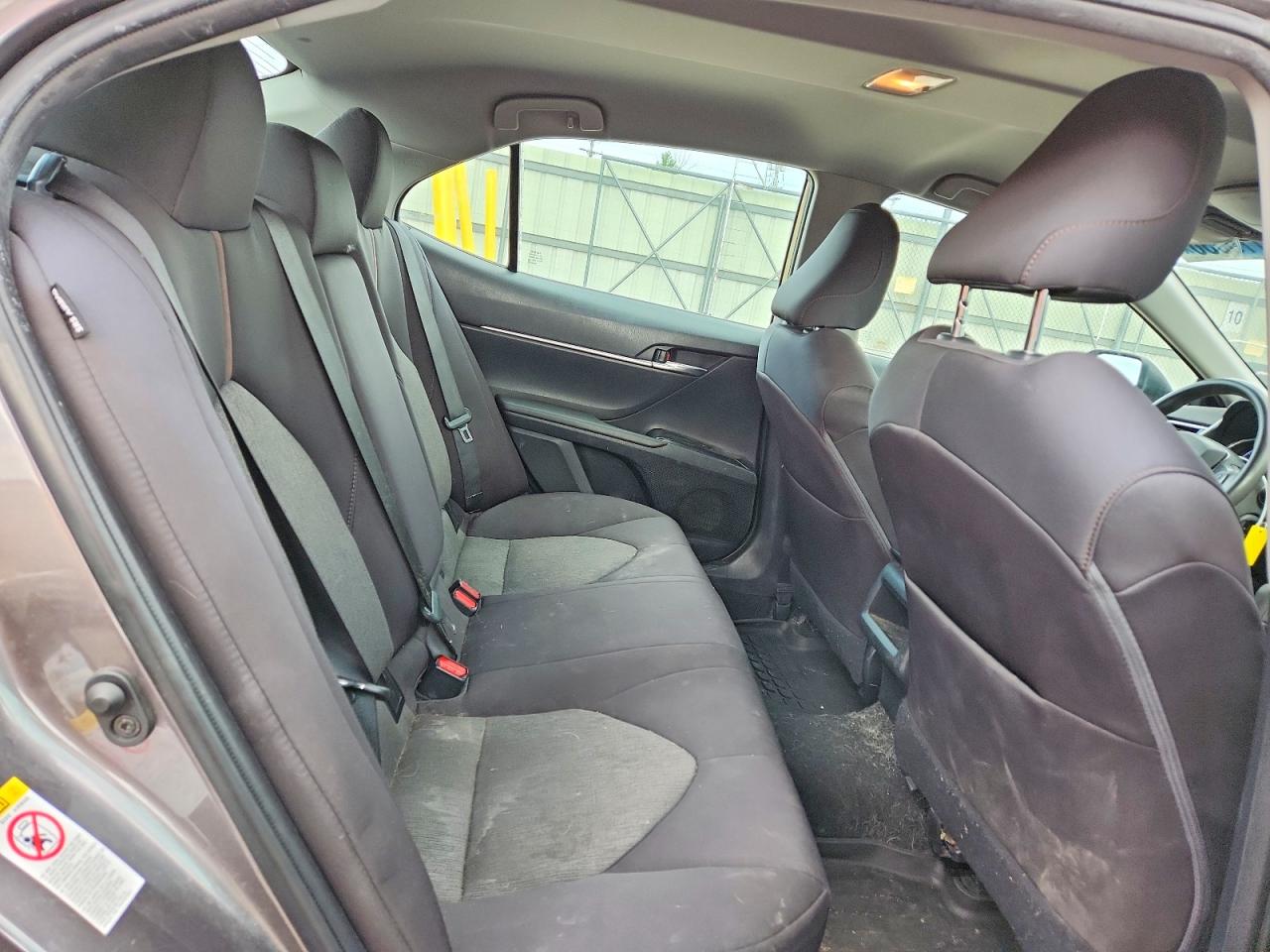 2018 TOYOTA CAMRY