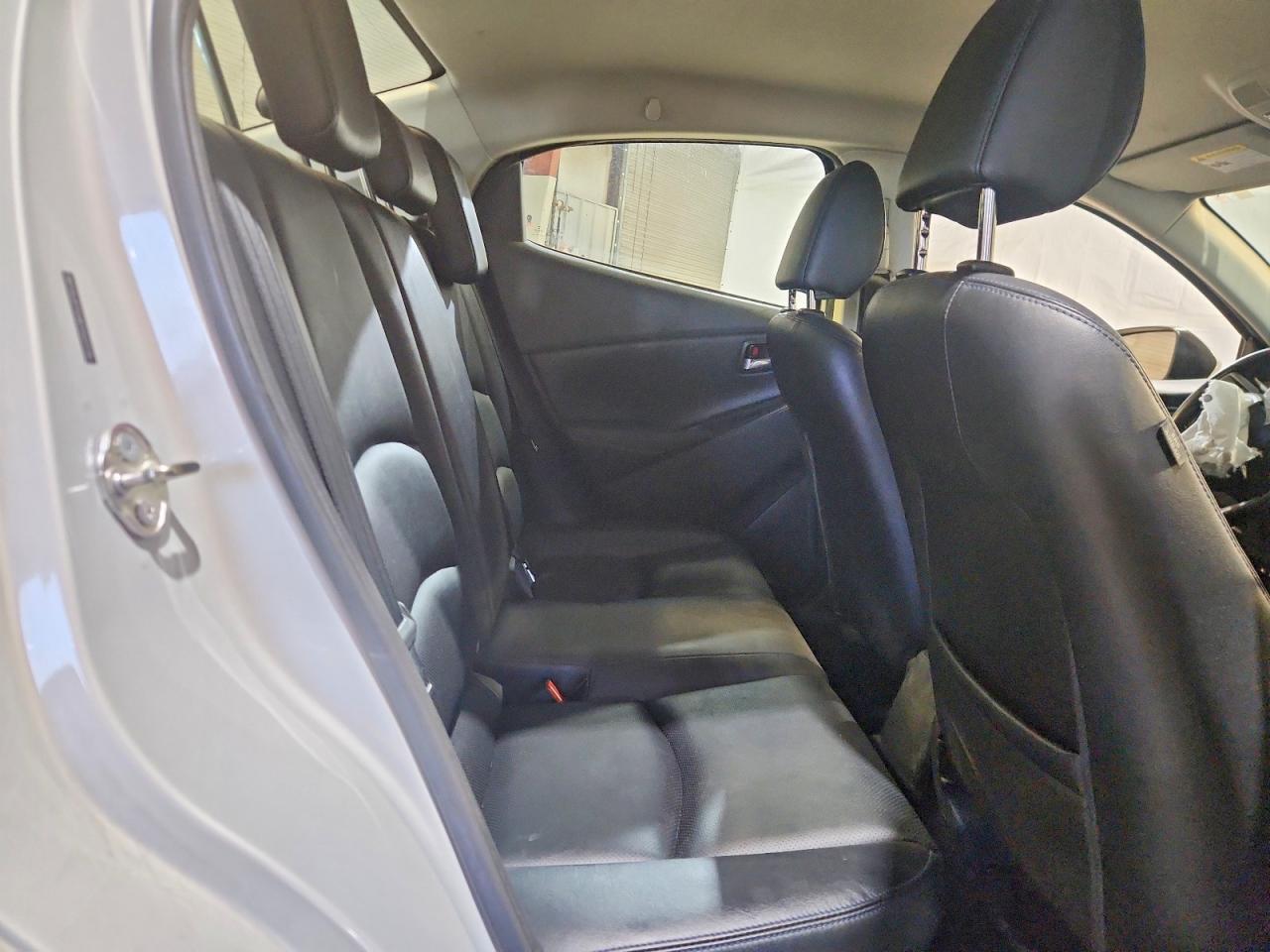 2019 TOYOTA YARIS