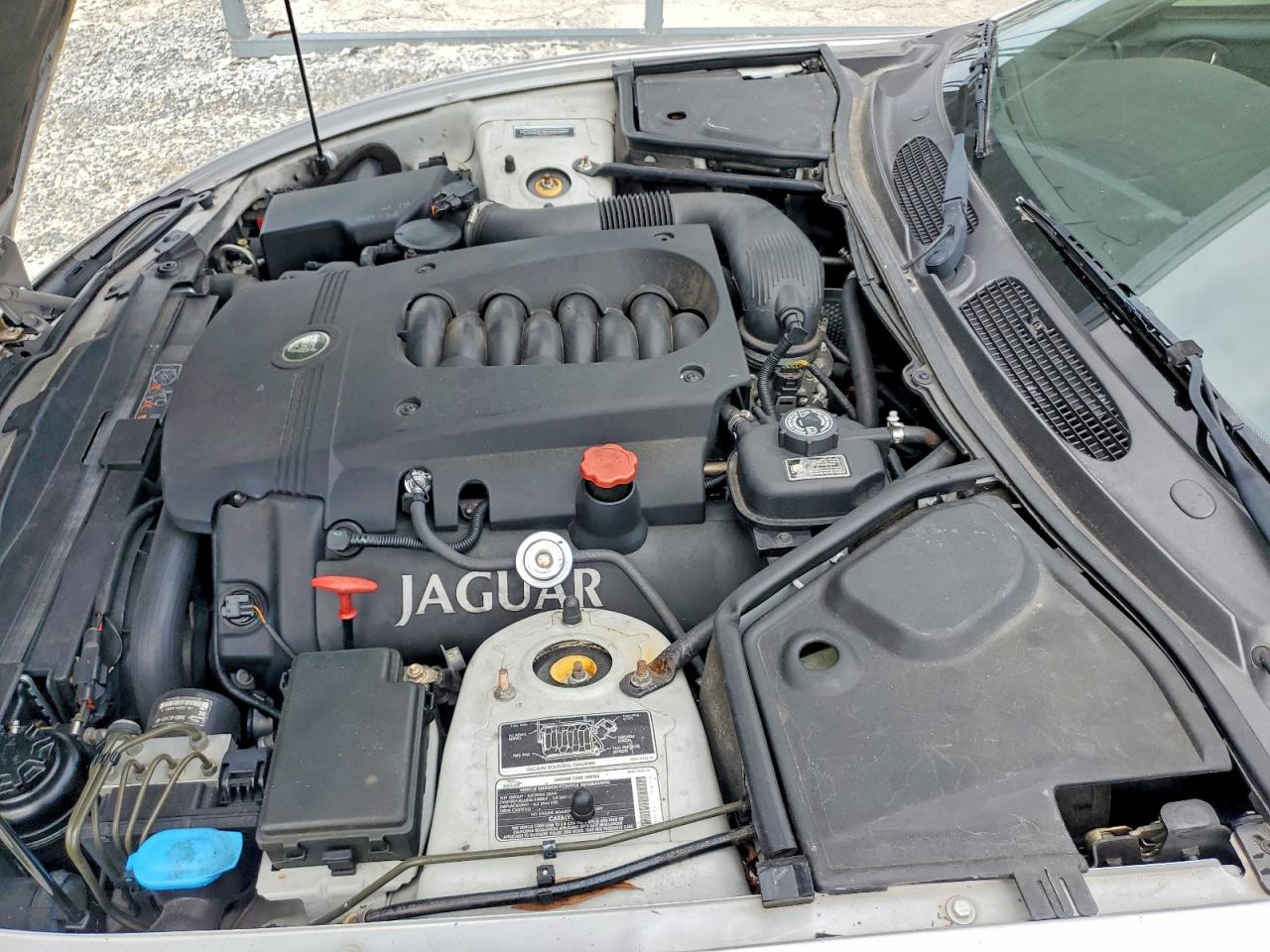 2003 JAGUAR XK8