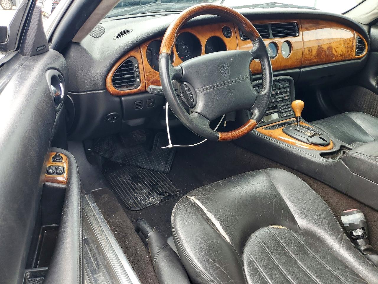 2003 JAGUAR XK8