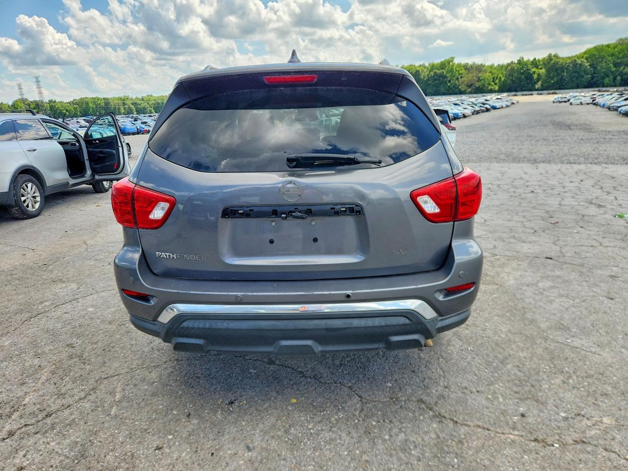 2019 NISSAN PATHFINDER