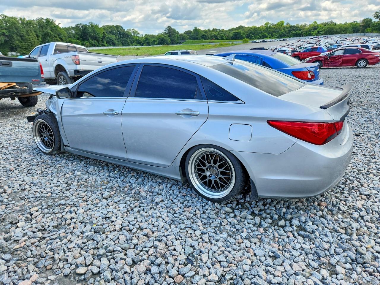 2011 HYUNDAI SONATA