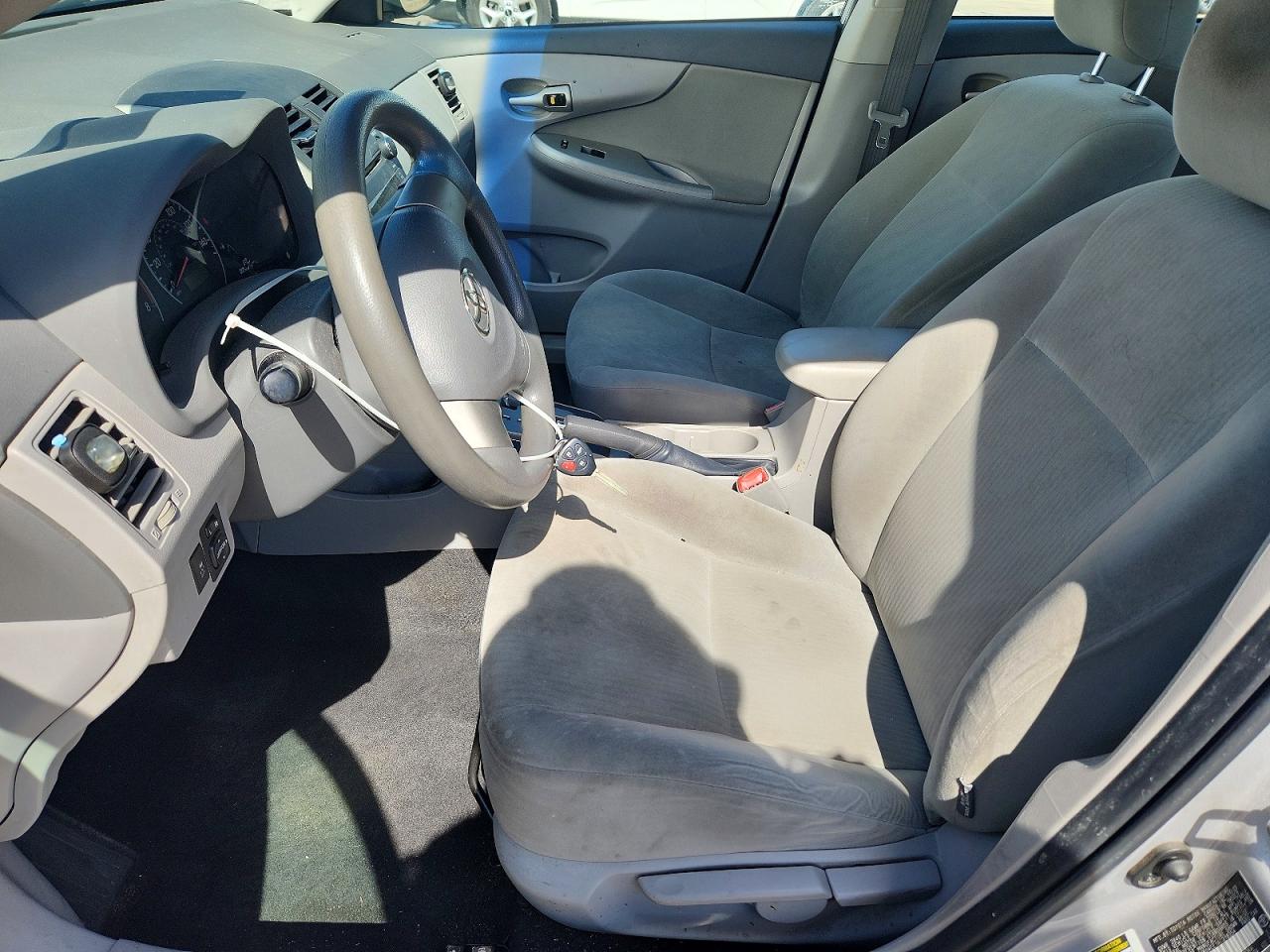2010 TOYOTA COROLLA