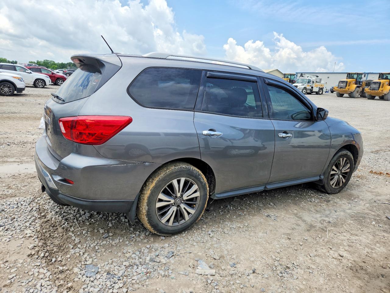2018 NISSAN PATHFINDER
