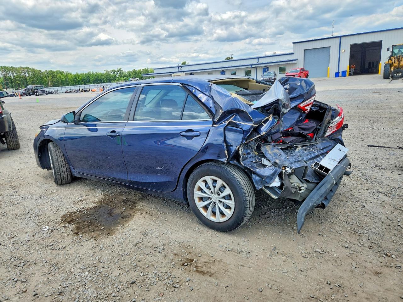 2016 TOYOTA CAMRY