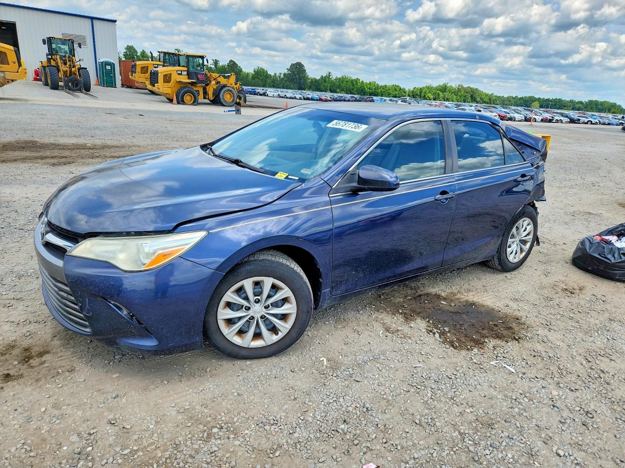 2016 TOYOTA CAMRY