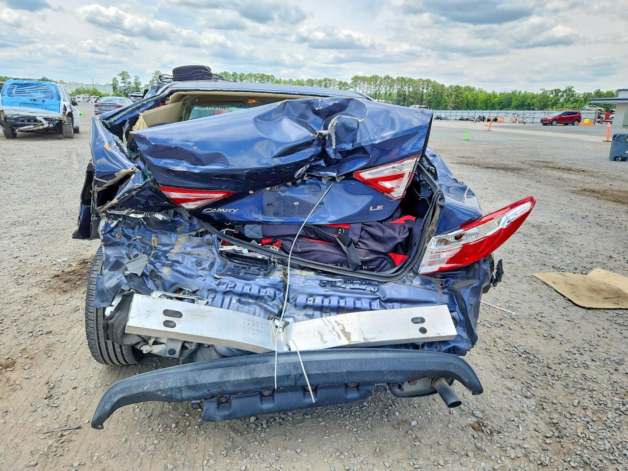 2016 TOYOTA CAMRY