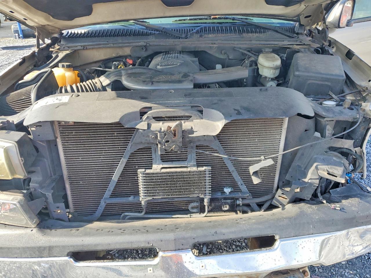 2004 CHEVROLET TAHOE