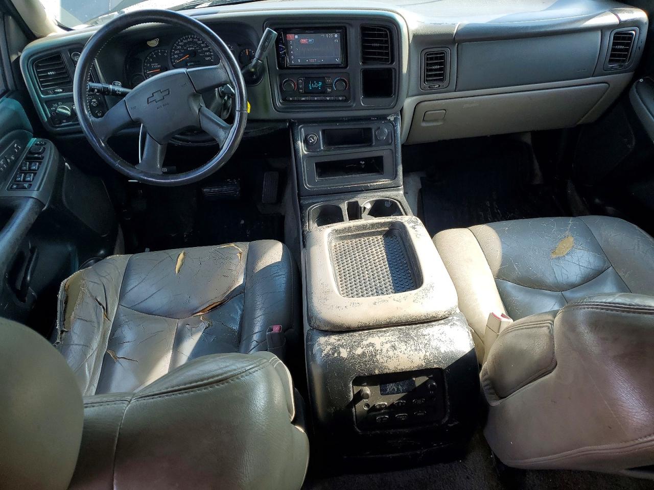 2004 CHEVROLET TAHOE