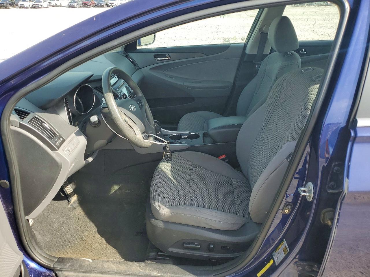 2011 HYUNDAI SONATA
