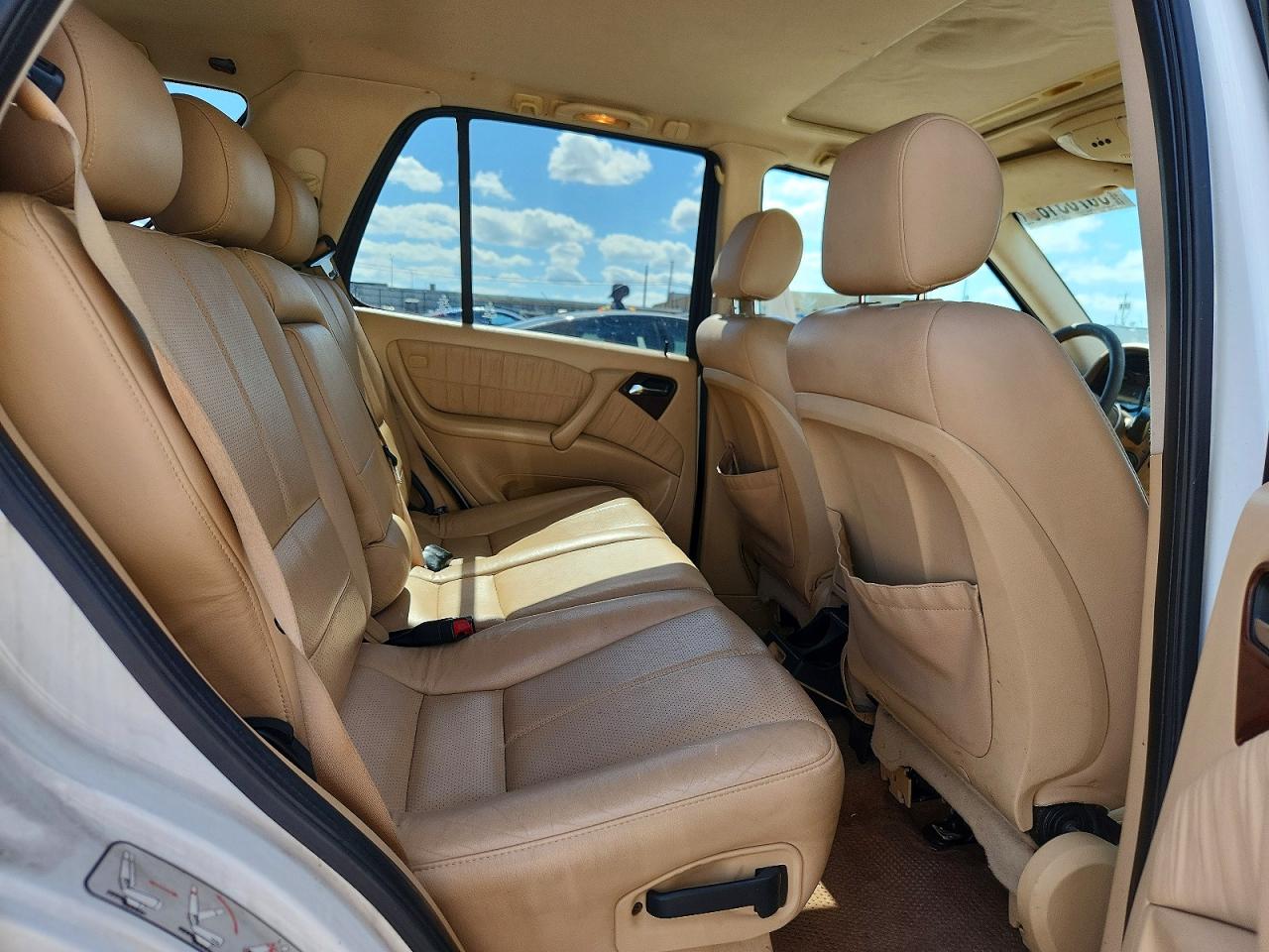 2000 MERCEDES-BENZ M-CLASS