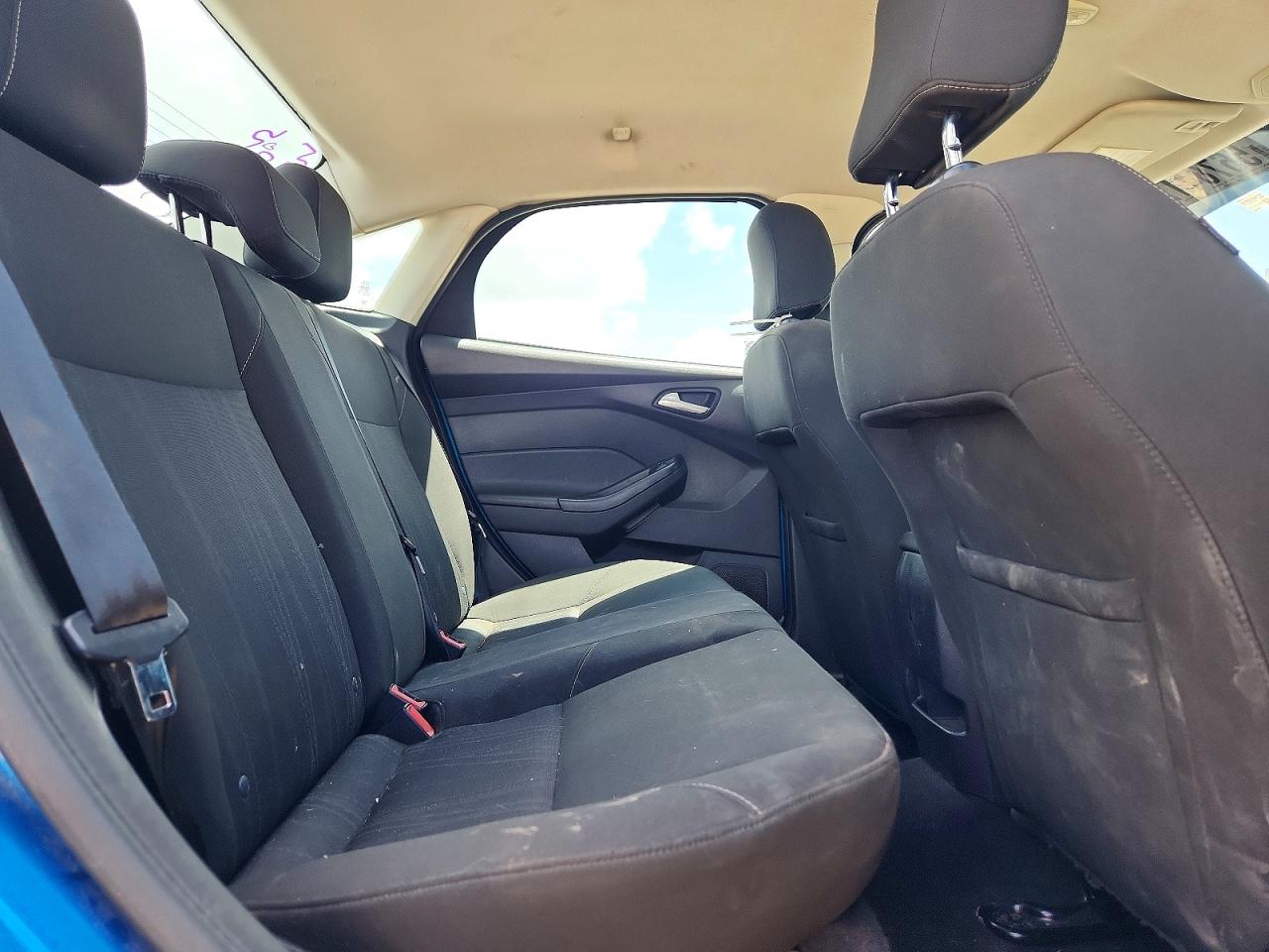 2015 FORD FOCUS