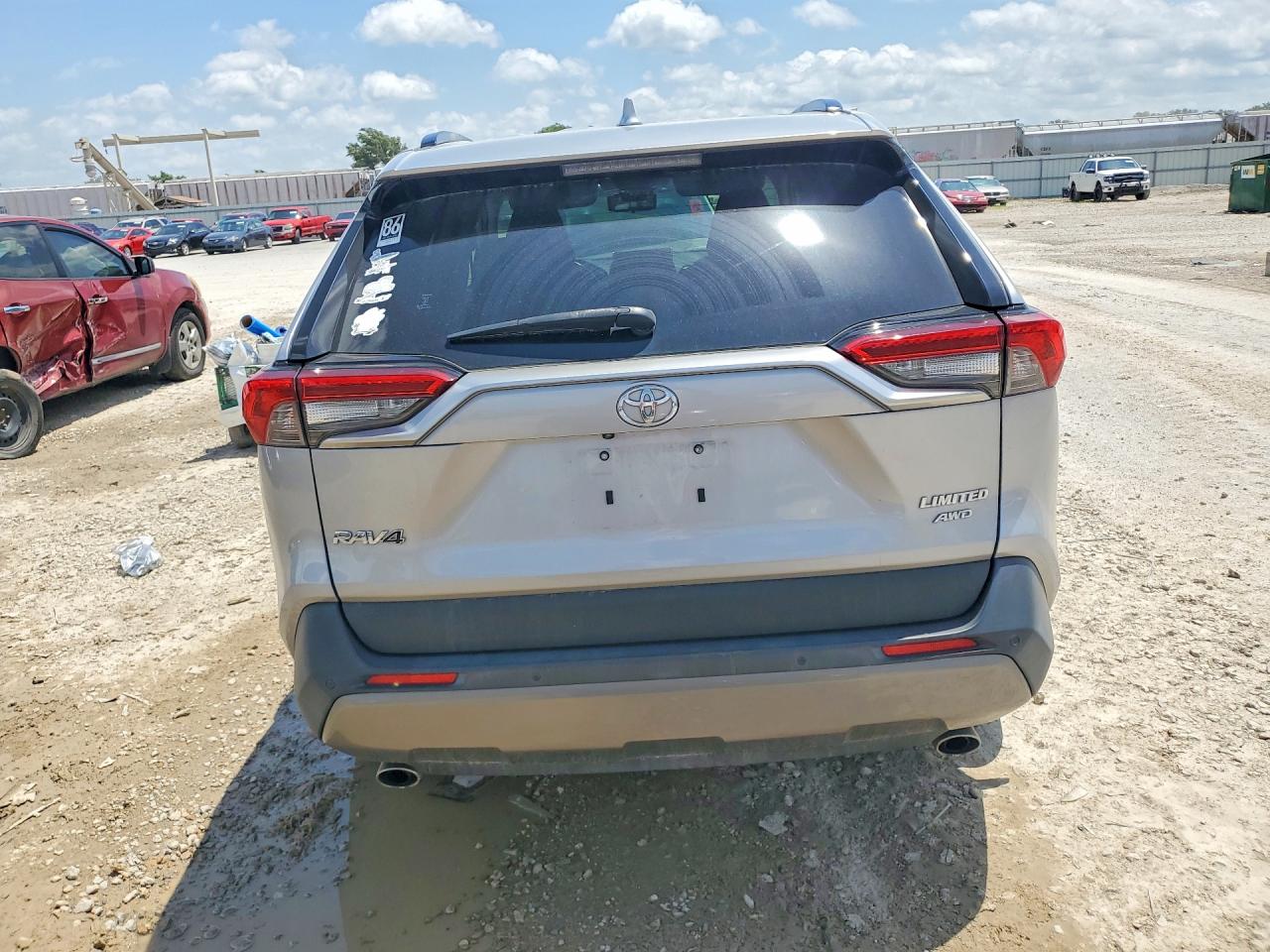 2019 TOYOTA RAV4