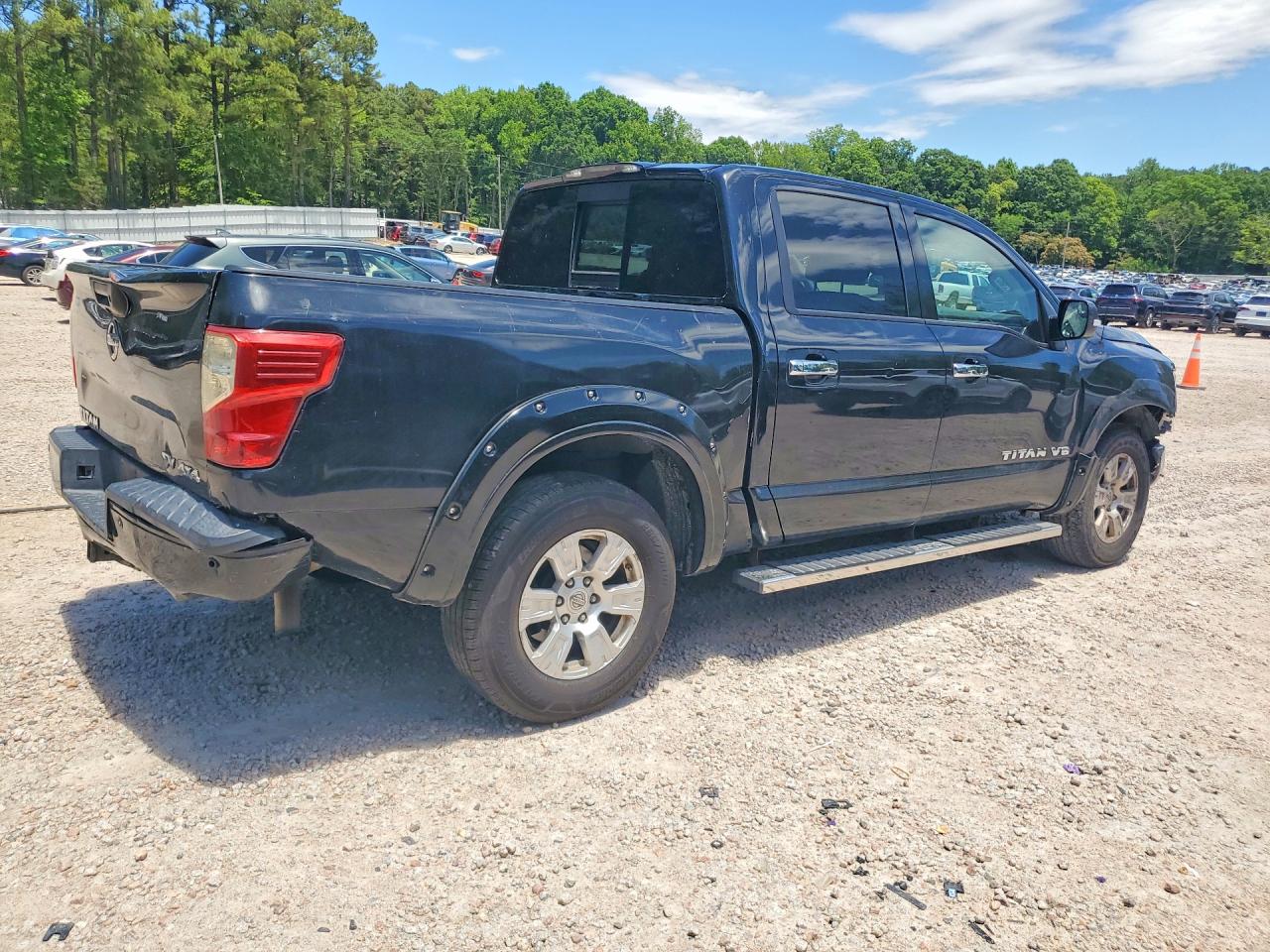 2019 NISSAN TITAN