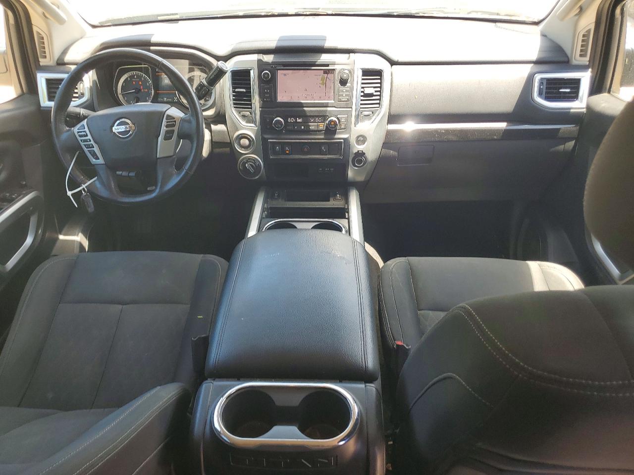 2019 NISSAN TITAN