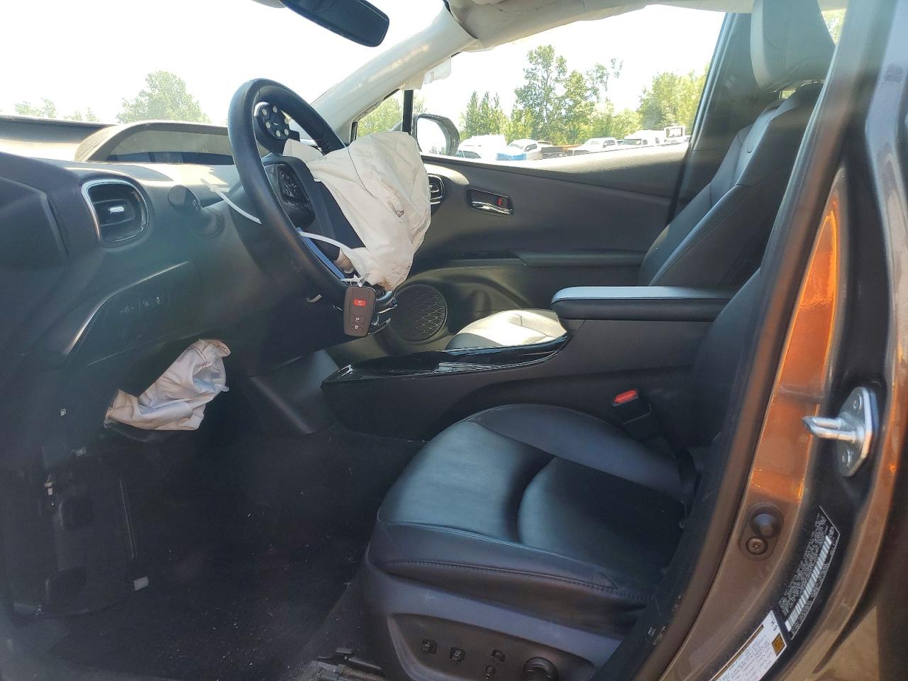 2021 TOYOTA PRIUS