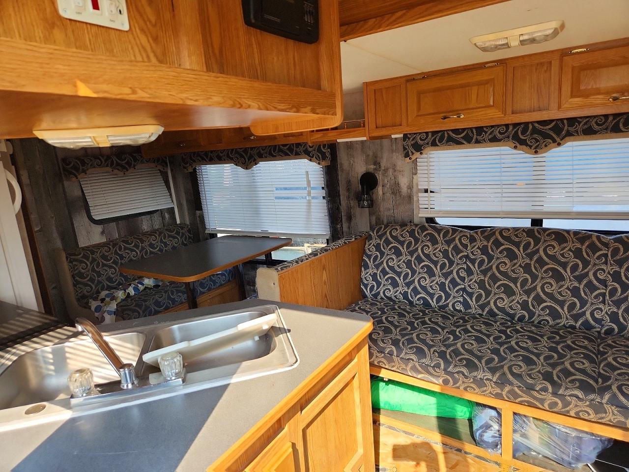 2006 FLEETWOOD ENTERPRISES (MALLARD FLEETWOOD