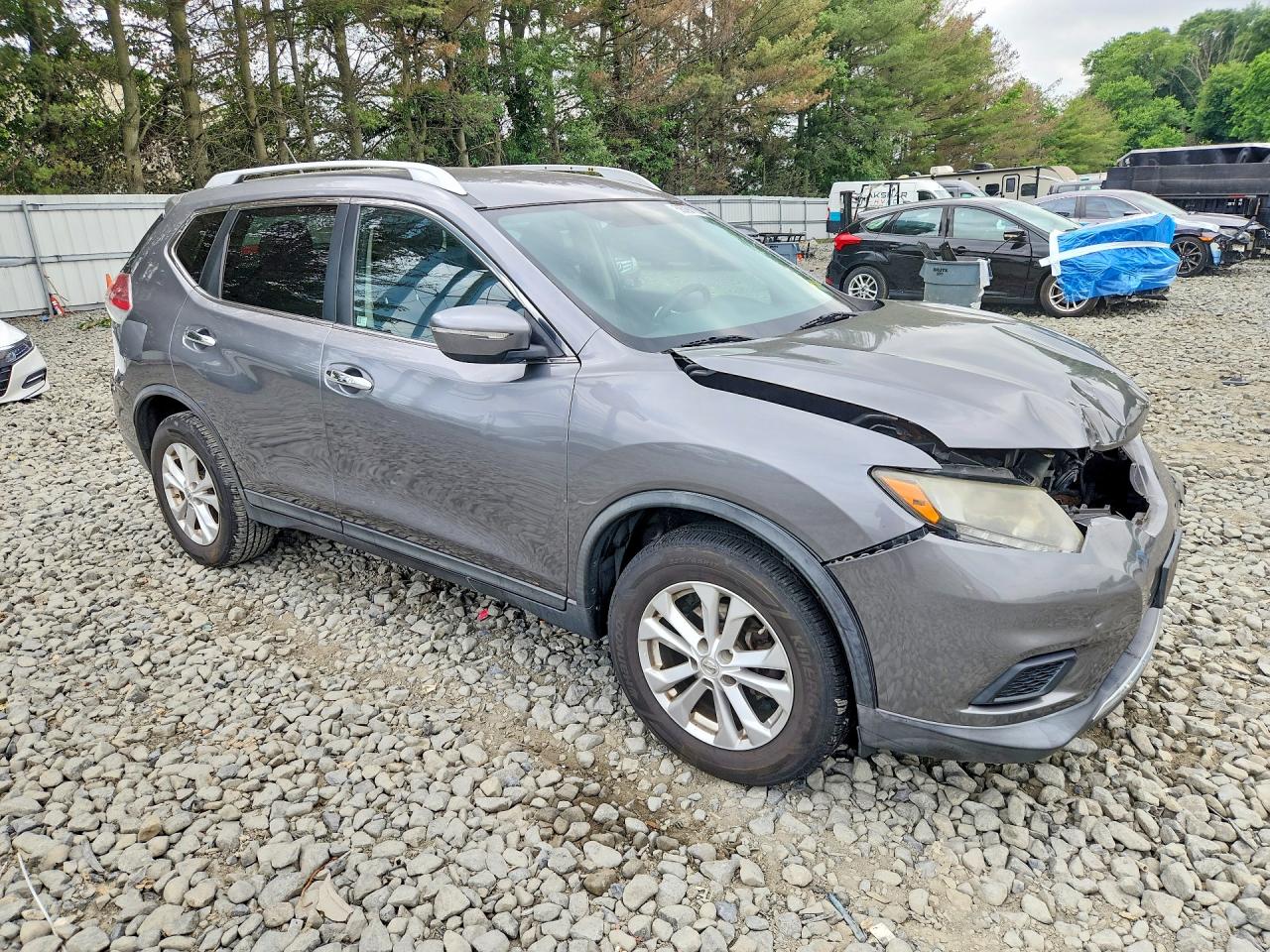 2015 NISSAN ROGUE