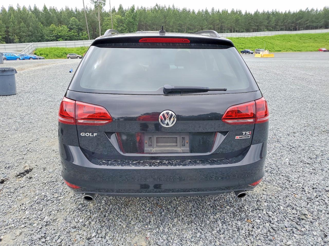 2017 VOLKSWAGEN GOLF