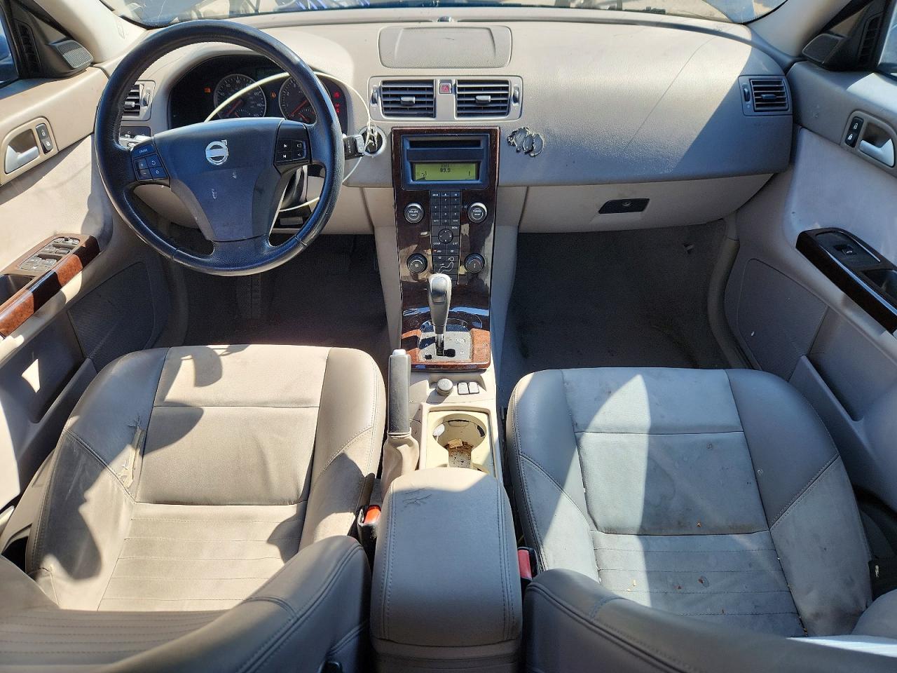 2006 VOLVO V50